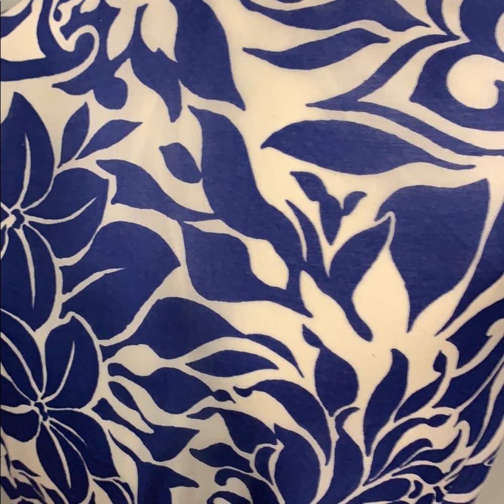 Blue white wrap dress lined hidden buttonsL49”
